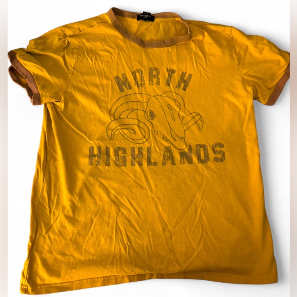 Forever 21 North Highlands Graphic Tee Men’s Medium Yellow Brown T-Shirt